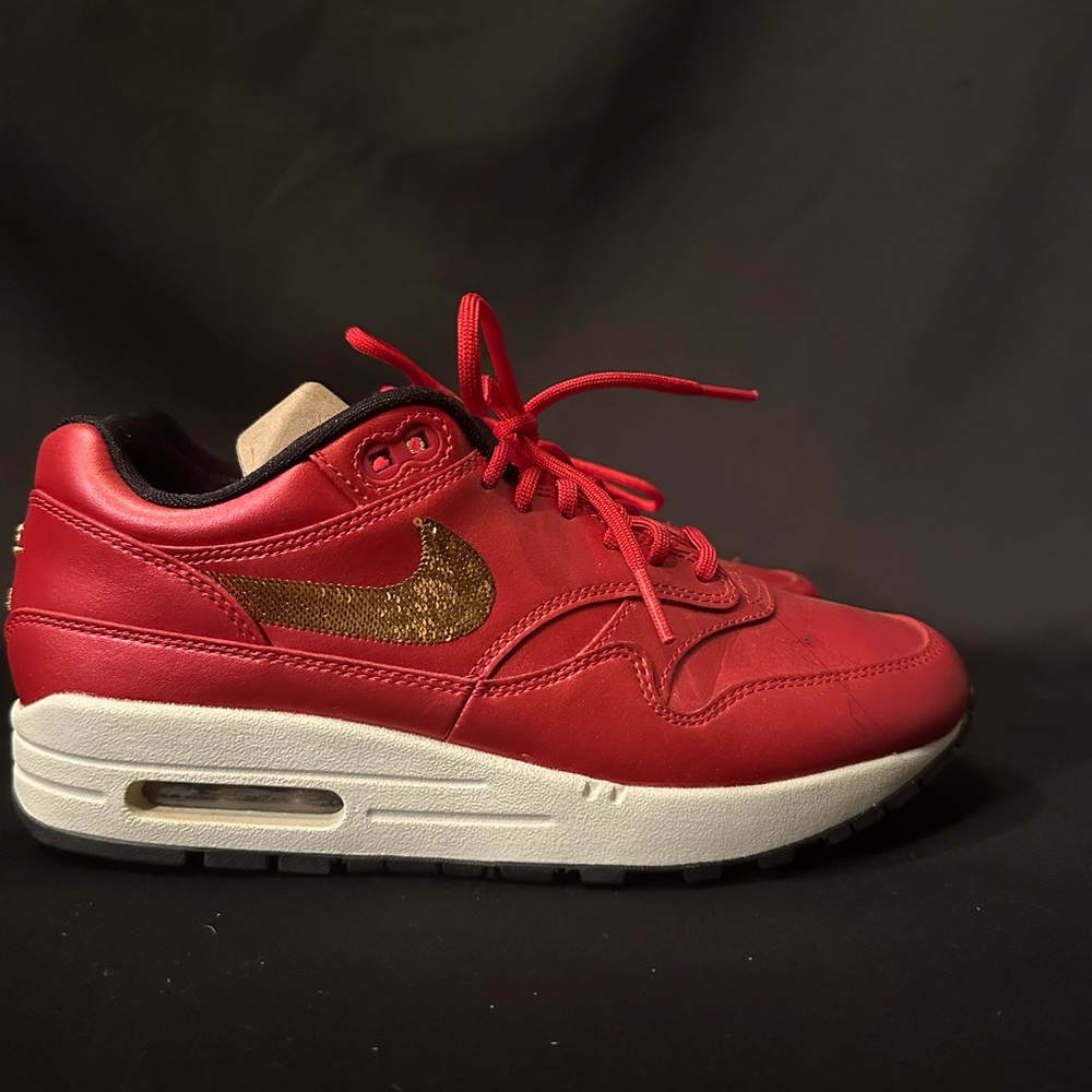 Nike shoes no box